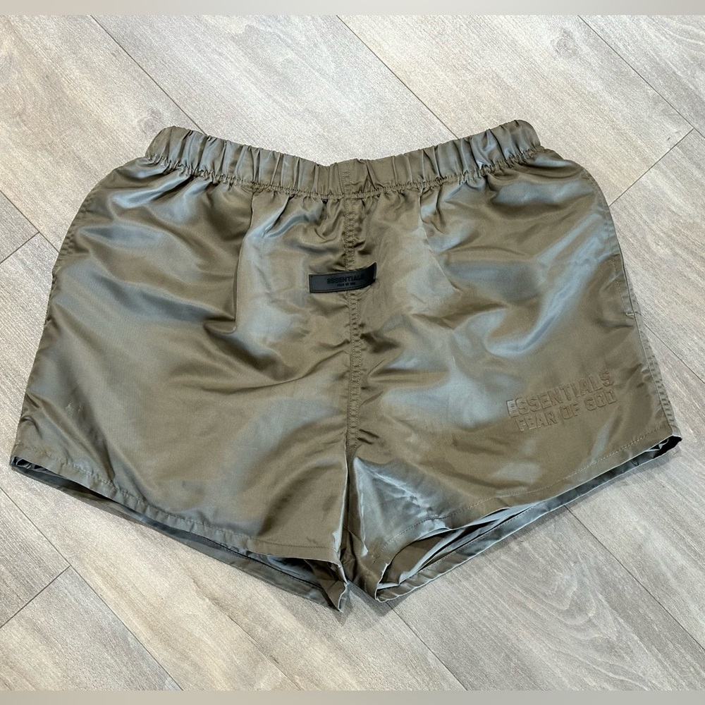 FEAR OF GOD Essentials - Size M